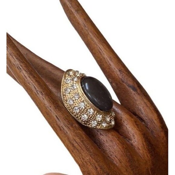 vtg Adjustable Statement ring grey gold-tone, rhinestones, grey jelly belly - Picture 3 of 9